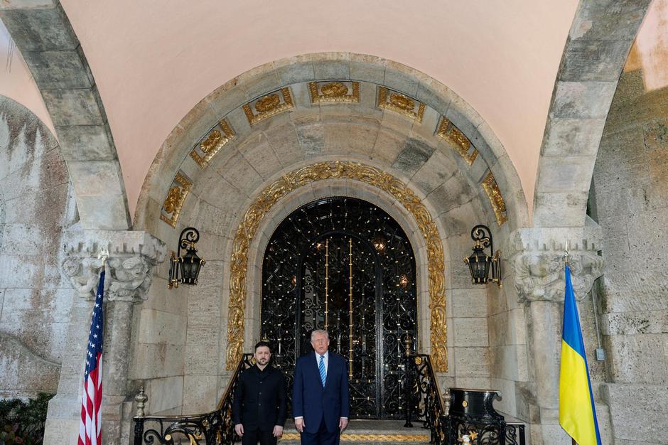 U.S. President Trump meets Ukrainian President Zelenskiy in Florida | Author: JONATHAN ERNST/REUTERS