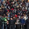 Izbjeglice u pratnji policije odlaze prema slovenskoj granici