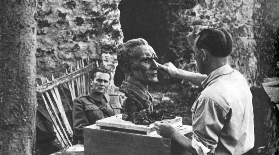 Istina o čovjeku koji je klesao Tita i Pavelića