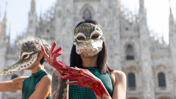 Milan, Piazza del Duomo: PETA’s animal rights flash mob kicks off Fashion Week