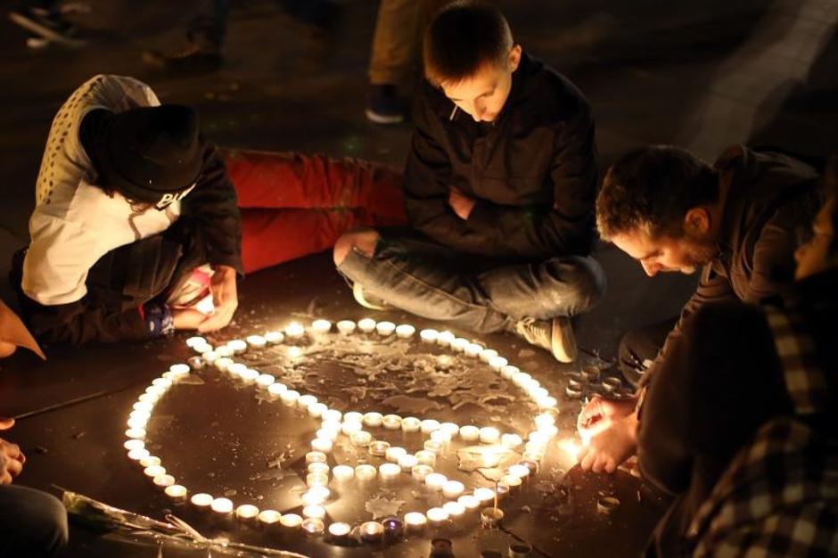 Odavanje počasti žrtvama napada u Parizu | Author: Malte Christians/DPA/PIXSELL