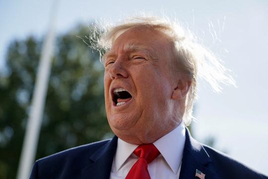 US President Trump departs the White House en route to Fort Myers, FL