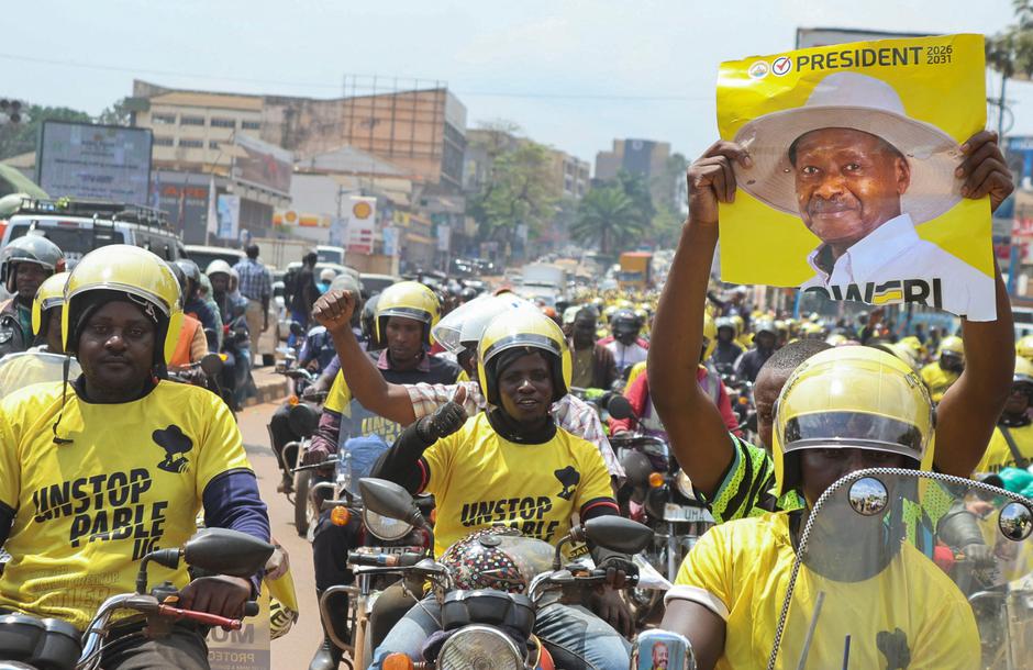 Supporters of Uganda's President and the leader of ruling NRM party Yoweri Museveni, attend his campaign rally in Kampala | Author: Michael Muhati