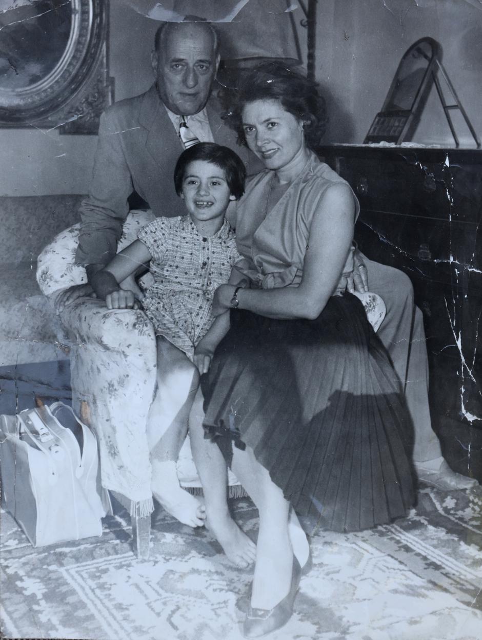 Zagreb: Presnimke iz obiteljskog albuma dr. Maje Strozzi | Author: Boris Scitar/PIXSELL