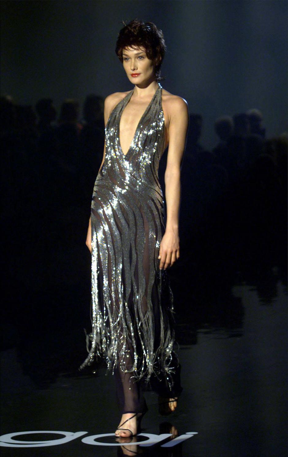 Carla Bruniová modelka Itálie přehlídka | Author: 