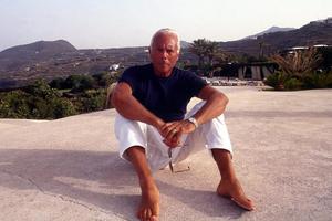 Italian Fashion Designer Giorgio Armani Dies Aged 91