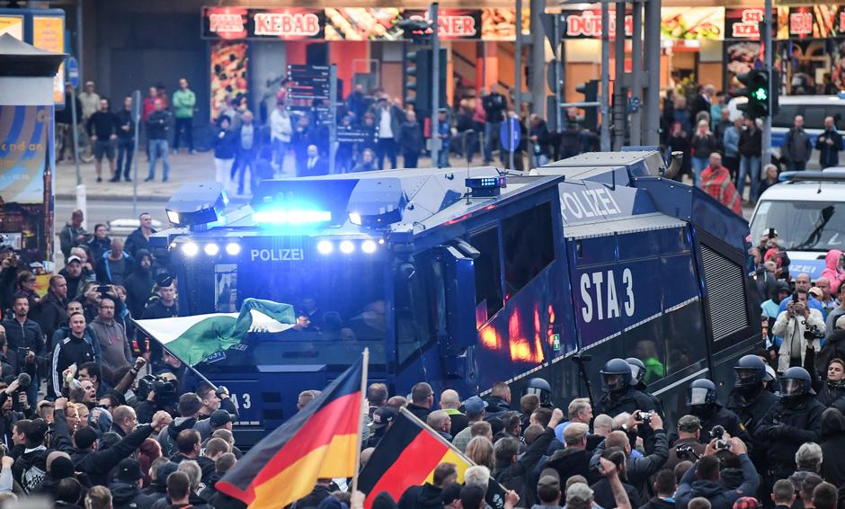 Prosvjedi u Chemnitzu i skup desničarskog AfD-a | Author: Hannibal Hanschke/REUTERS/PIXSELL