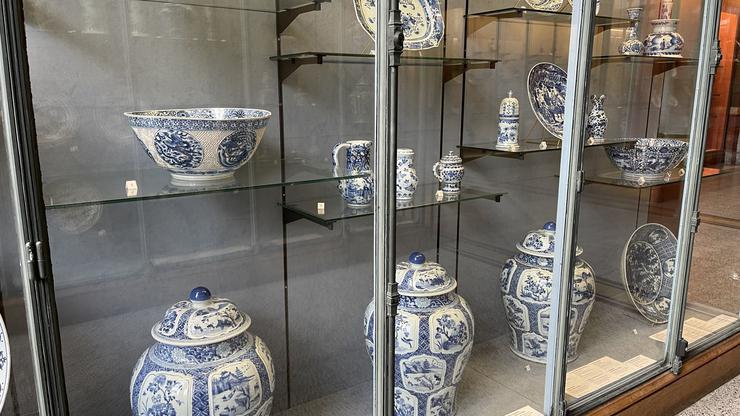 FRANCE PARIS CERAMIC CHINA EXCHANGES