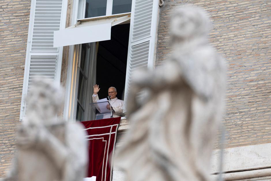 Pope Leo XIV leads Angelus prayer, at the Vatican | Author: Remo Casilli