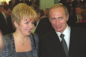Vladimir Putin, bivša žena i kćeri