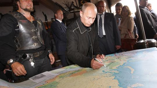 Vladimir Putin i njegovi Noćni vukovi