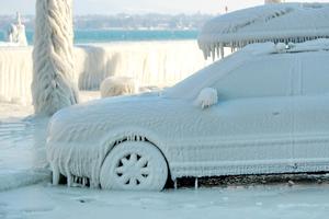Smrznuti auto