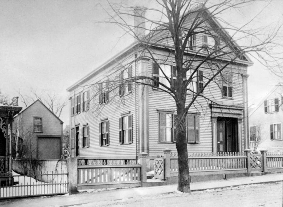 The Borden House, located at 92 Second Street, Fall River, Massachusetts, is historically significant for its association with the infamous Lizzie Borden case of 1892, a famous American criminal trial. | Author: Profimedia