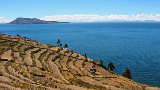 Jezero Titicaca