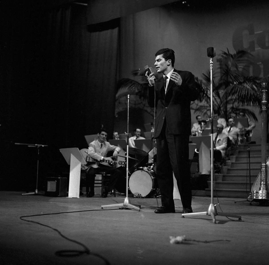 310438483 | Author: Profimedia