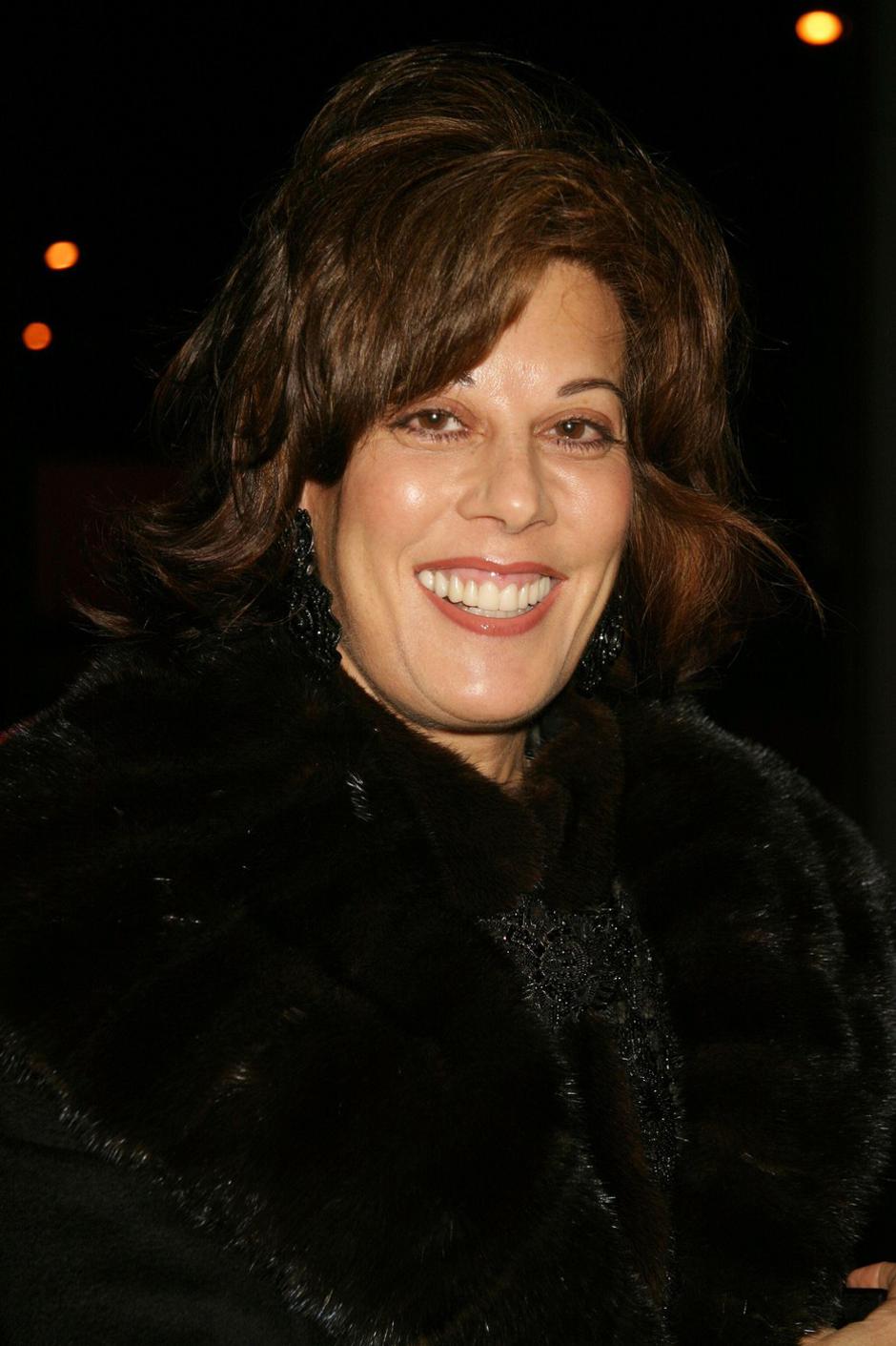 Peggy Siegal attends the opening reception of "Andy Warhol Late Paintings" and "Helmut Newton Photographs" at Gagosian Gallery in Beverly Hills, CA on February 26, 2004.  Photo Credit: Henry McGee/MediaPunch | Author: Profimedia