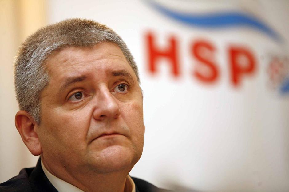 ARHIVA -  Dobro raspoloženje u izbornom stožeru HSP-a 2007. splasnulo je nakon objave rezultata | Author: Robert Anic/PIXSELL
