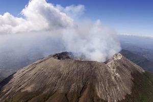 El Salvador: Erupcija vulkana Chaparrastique