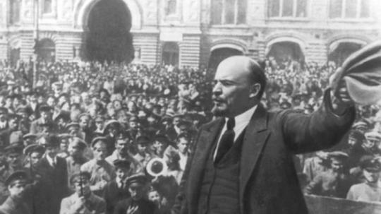 Lenjin 1917. godine