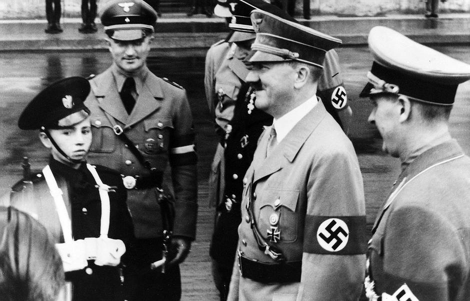 Adolf Hitler | Author: WWIIHITLERTHIRDREICHHISTORY/ Flickr/ CC BY 2.0