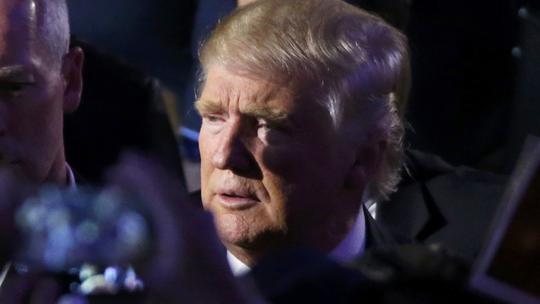 Donald Trump izgleda zabrinuto