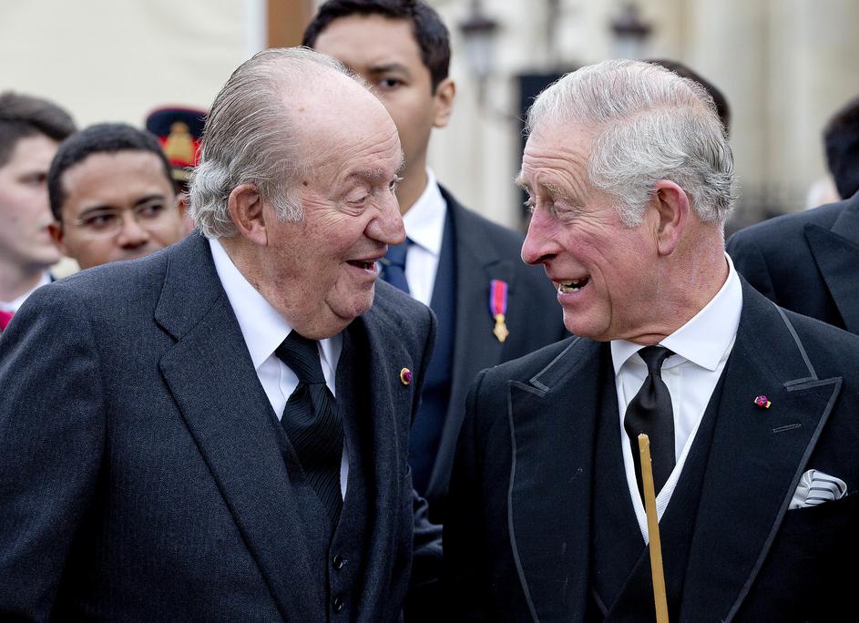 Kralj Juan Carlos i princ Charles na sprovodu rumunjskog kralja Mihajla