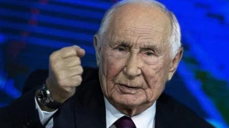 An artificially aged image of Vladimir Putin.