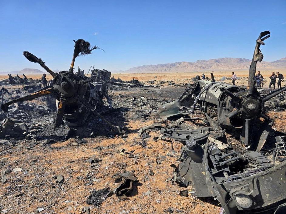 Social media image appears to show U.S. aircraft wreckage in Iran