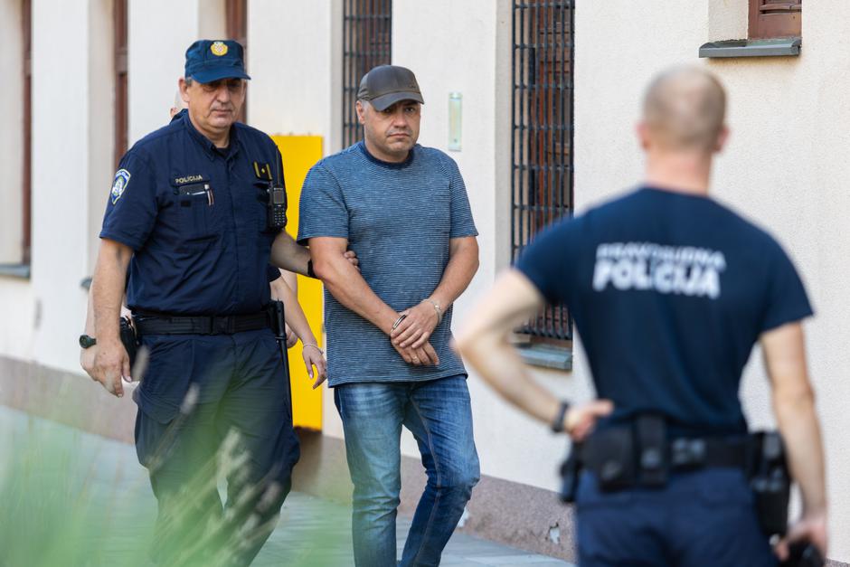EKSKLUZIVNE FOTOGRAFIJE: U Puli uhićen Ukrajinac osumnjičen za napad na plinovod Sjeverni tok | Author: Srecko Niketic/PIXSELL