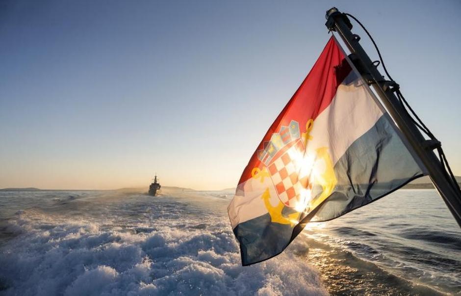 Hrvatska zastava na brodu | Author: Petar Glebov (PIXSELL)