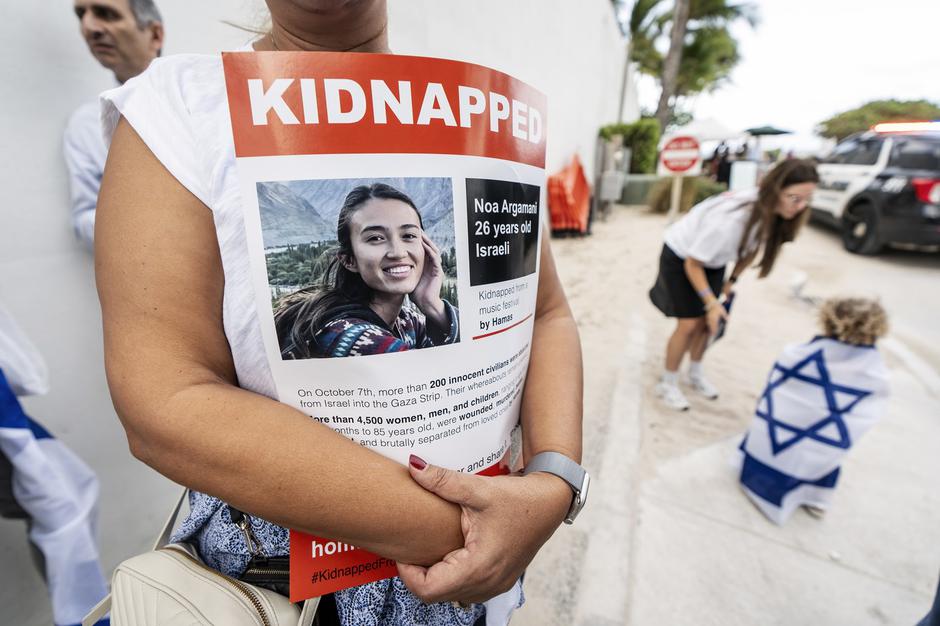 Moms Walk for Israelis Hostages | Author: Ronen Tivony