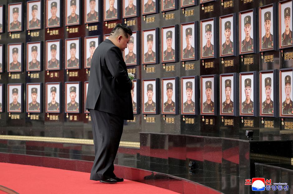 North Korean leader Kim Jong attends a national commendation ceremony at the headquarters of the Central Committee of the Korean Workers' Party,  in Pyongyang | Author: KCNA