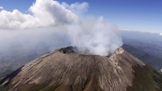 El Salvador: Erupcija vulkana Chaparrastique