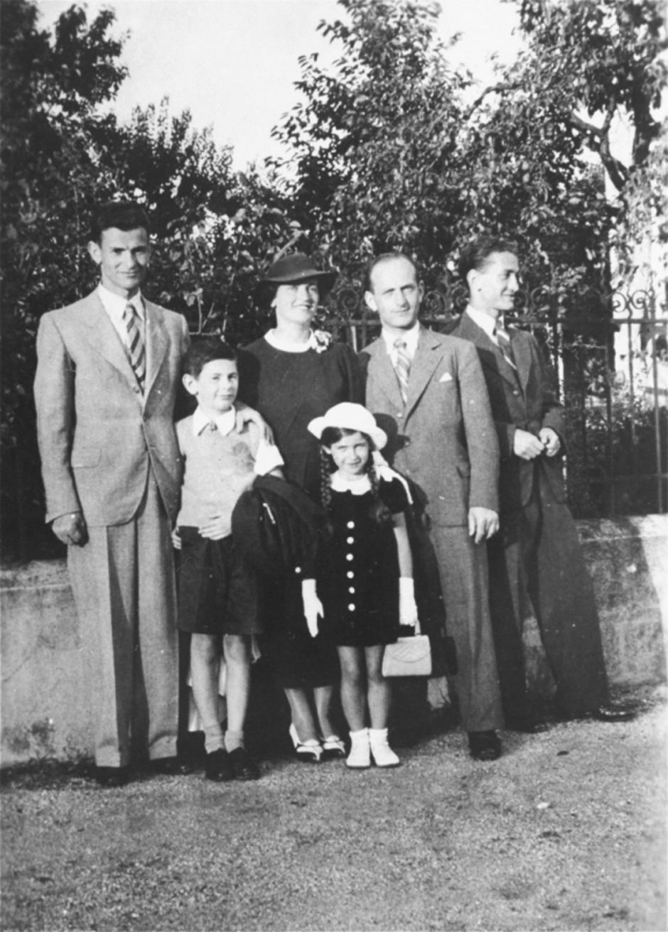 Židovska obitelj iz Zagreba | Author: United States Holocaust Memorial Museum
