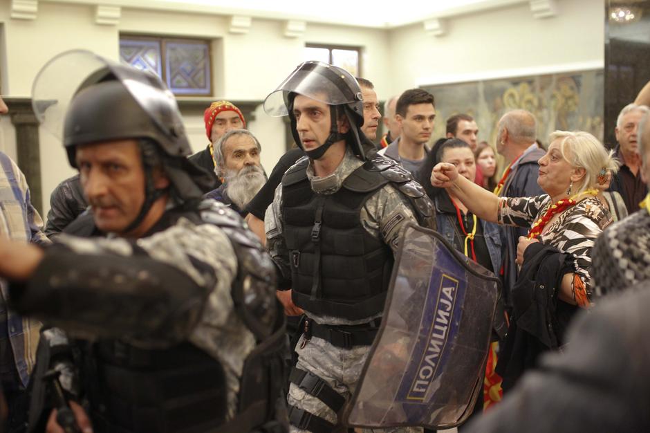 Prosvjednici upali u makedonski parlament | Author: OGNEN TEOFILOVSKI/REUTERS/PIXSELL