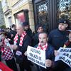 Desničarski prosvjed protiv predstave u HNK u Splitu