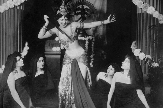 Mata Hari dancing in the Musée Guimet (1905)