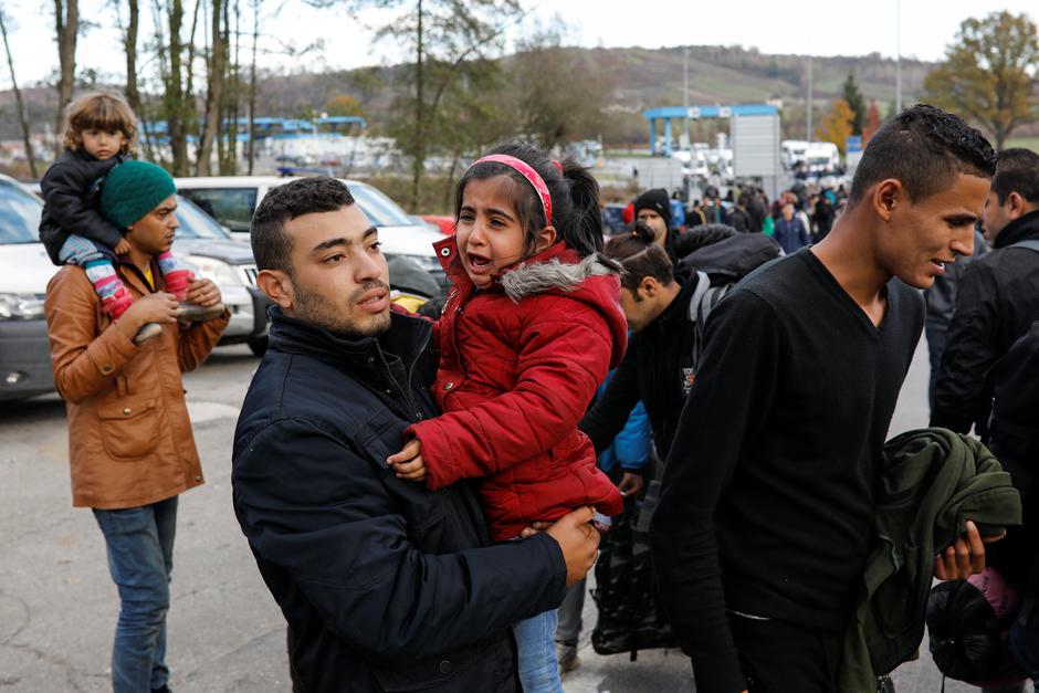 Migranti u pokušaju proboja granice iz BiH u RH na Maljevcu 24. 10. 2018. | Author: MARKO DJURICA/REUTERS/PIXSELL