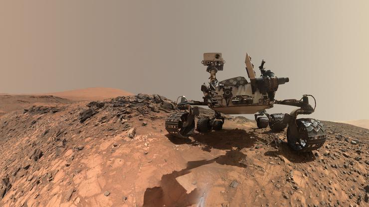 NASA-in rover na Marsu "Curiosity"