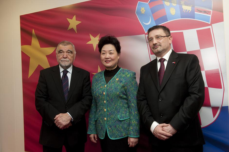 Mario Rendulić, predsjednik CSEBA, Deng Ying, veleposlanica NR Kine, Stjepan Mesić | Author: Davor Višnjić/PIXSELL