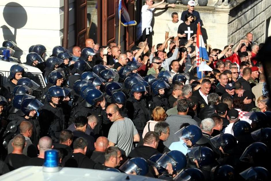 Prosvjed na Markovom trgu | Author: Željko Lukunić (PIXSELL)