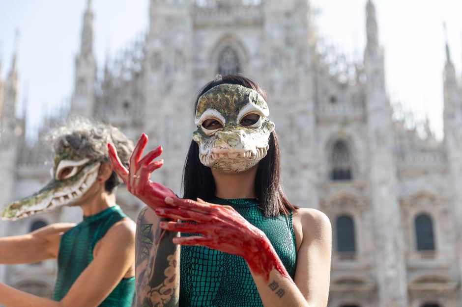 Milan, Piazza del Duomo: PETA’s animal rights flash mob kicks off Fashion Week | Author: Profimedia