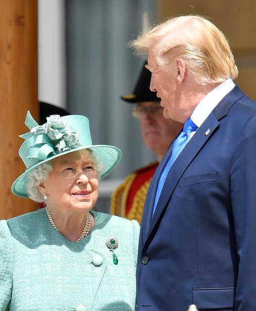 Donald Trump i kraljica Elizabetha II