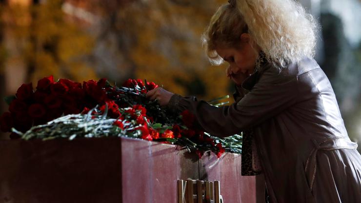 Teroristički napad na Krimu/odavanje počasti u Moskvi