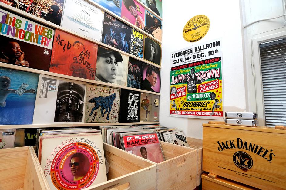 Jack's record store, prodavaonica vinilnih gramofonskih ploča