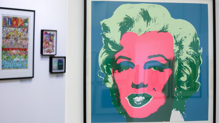 24sata: Opatija: Otvorena izložba "POP ART - ZBIRKA INFELD"